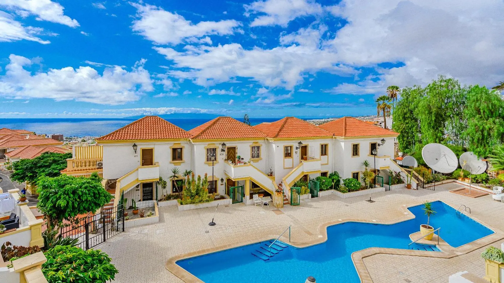 Apartment Ferienwohnung Sea'Esta 1Br Ocean View 2 Smart Tv 2 Pool Costa Adeje  Spanien